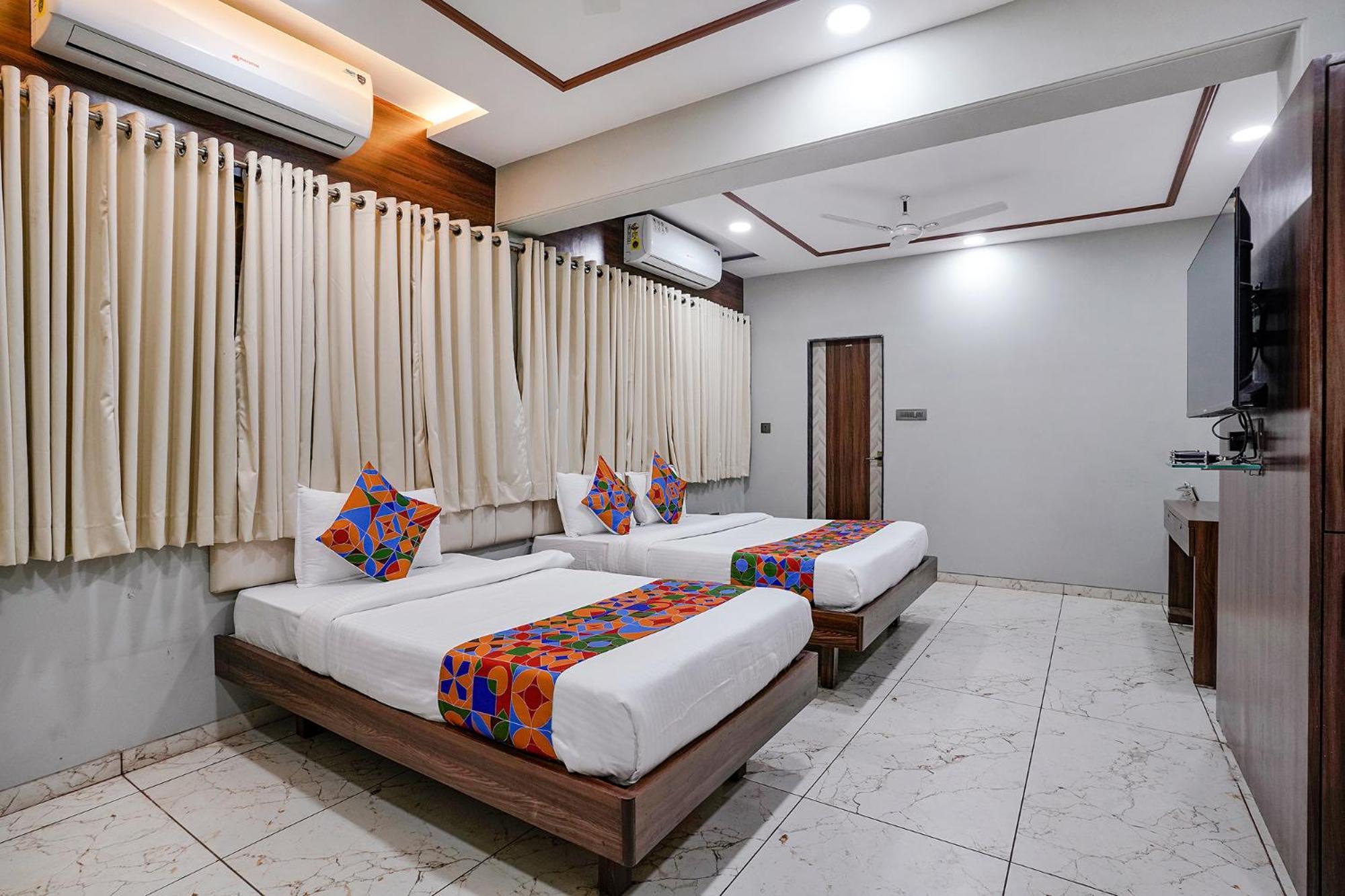 Fabhotel Grand Inn II Navi Mumbai Bagian luar foto