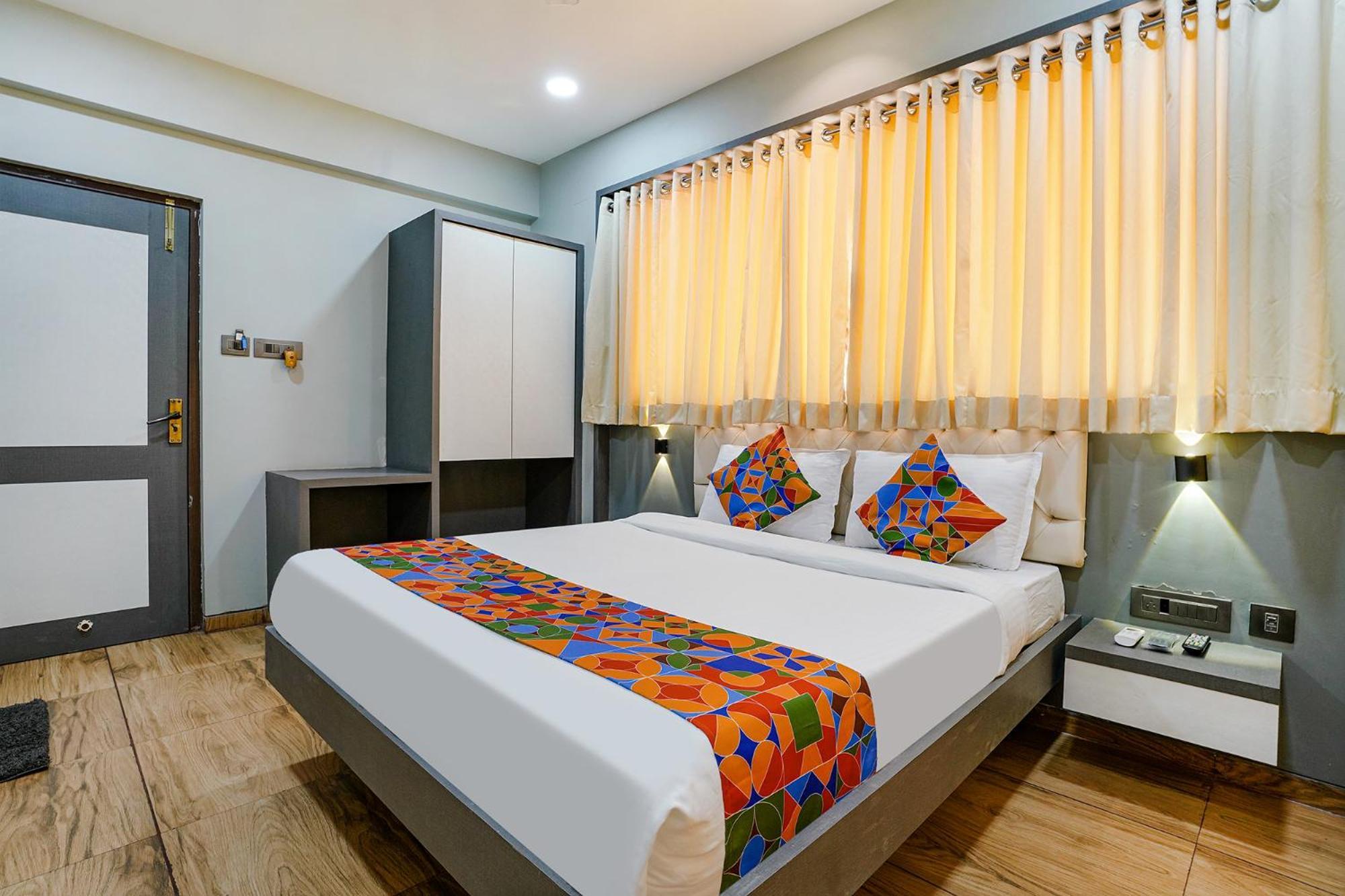 Fabhotel Grand Inn II Navi Mumbai Bagian luar foto